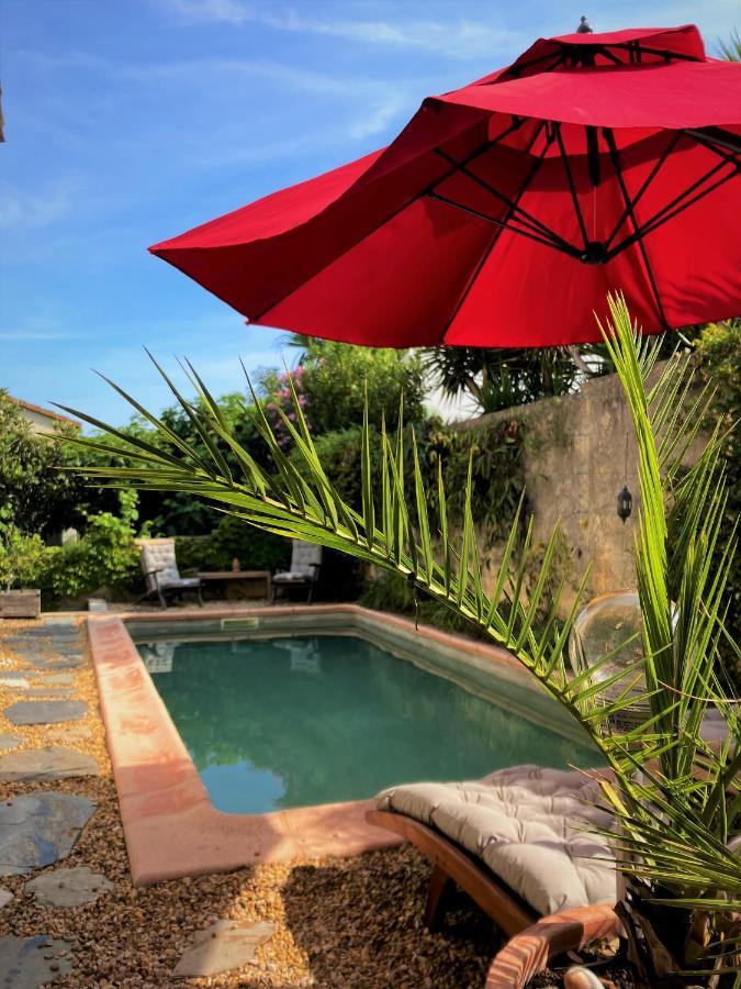 Chambre, Terrasse Et Piscine De L'Impasse Du Pressoir Le Cres Exterior photo